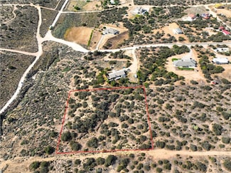 11235 Meadowlark Ave, Oak Hills, CA 92344