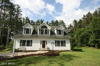 515 Southern Pines Dr, Oakland, MD 21550