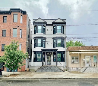43 Thorne St Unit 3R, Jersey City, NJ 07307
