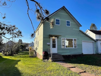 1612 S Barber St, Bessemer, MI 49911