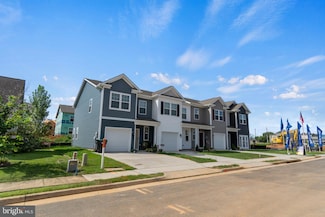 228 Caterpillar Dr, Luray, VA 22835
