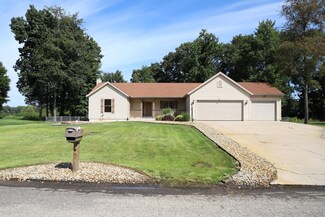 25528 Harold Ct, Edwardsburg, MI 49112