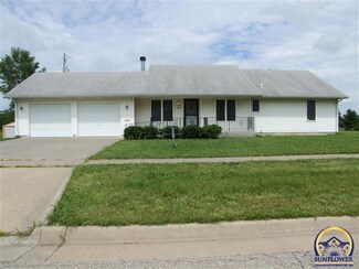 2810 SE Golden Ave, Topeka, KS 66605