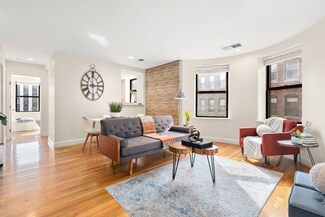 108 Gainsborough St Unit 205W, Boston, MA 02115