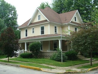 239 E Main St, Flora, IN 46929