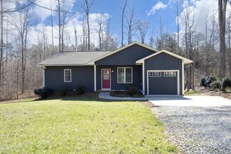 3135 Firefly Ct, Mebane, NC 27302