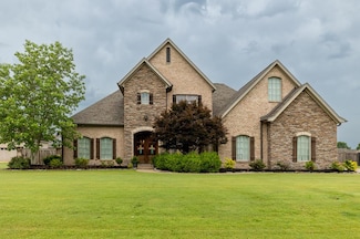 618 Big Lake Rd, Marion, AR 72364