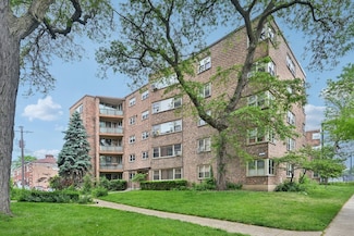 2142 W Rosemont Ave Unit 1A, Chicago, IL 60659