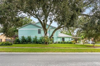 1701 Tallowtree Cir, Valrico, FL 33594