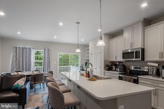 8801 Stevenson Ln, Spotsylvania Courthouse, VA 22553