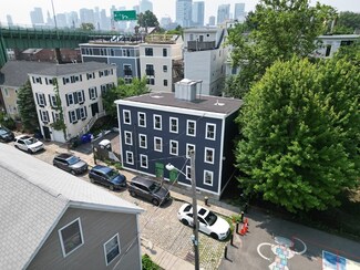 24 Ferrin St, Boston, MA 02129