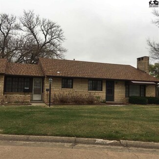 1012 Tobias Dr, Lyons, KS 67554