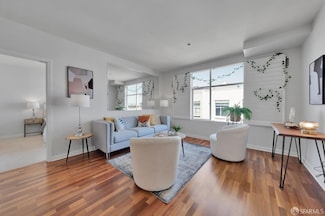 451 Kansas St Unit 518, San Francisco, CA 94107