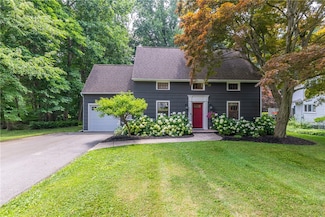 121 Penfield Crescent, Rochester, NY 14625