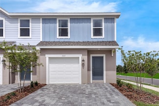 3332 Thicket St, Eustis, FL 32726