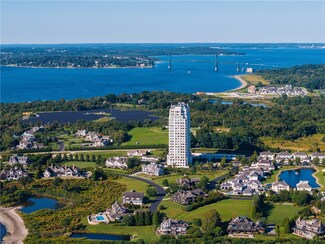 1 Tower Dr Unit 801, Portsmouth, RI 02871