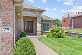 1209 Marcassin Dr, Columbia, MO 65201