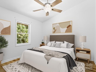 515 Pond Rd, Asheville, NC 28806