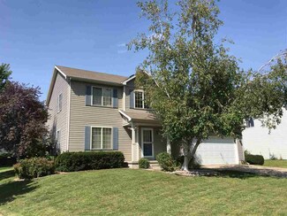 1302 Glacier Hill Dr, Madison, WI 53704