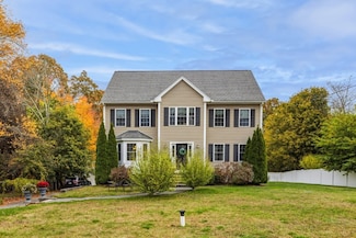 3 Gordon Rd, North Reading, MA 01864