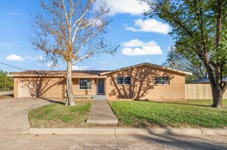 612 Maurer Ave, Anton, TX 79313