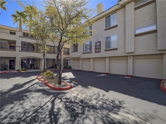 7111 S Durango Dr Unit 305, Las Vegas, NV 89113