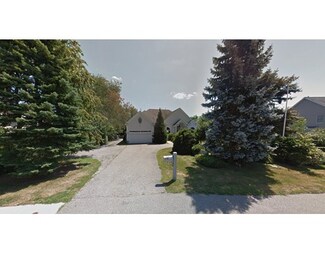 82 Bedford Rd, Woburn, MA 01801