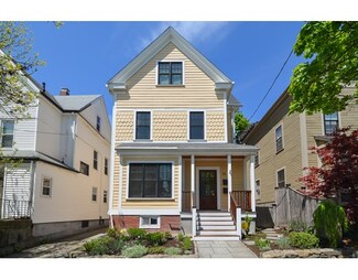 14 Cedar St Unit 1, Somerville, MA 02143