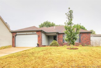 2810 W 64th St, Tulsa, OK 74132