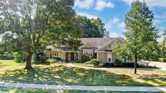 2278 Baldwin Dr, Dayton, OH 45459
