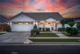 3220 Serena Ave, Clovis, CA 93619