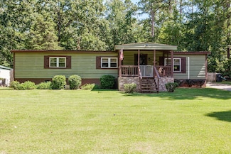8010 Lakeside Dr, Appling, GA 30802