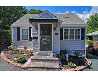 70 Janvrin Ave, Revere, MA 02151