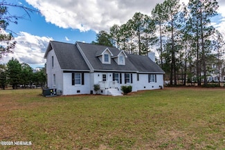 580 Baywood Dr, Winterville, NC 28590
