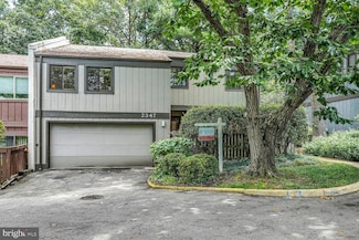 2347 Glade Bank Way, Reston, VA 20191