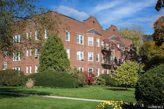 365 Stewart Ave Unit A14, Garden City, NY 11530