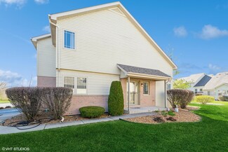 9967 Gettler St, Dyer, IN 46311