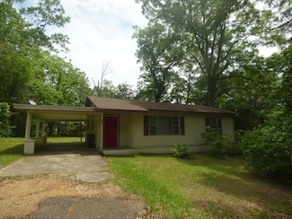 309 West Ave S, McComb, MS 39648