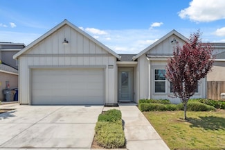 5091 N San Clemente Ave, Fresno, CA 93723