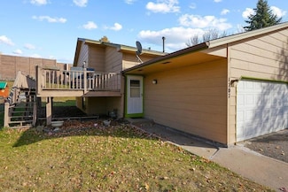 1707 Hallmark Ave N, Saint Paul, MN 55128