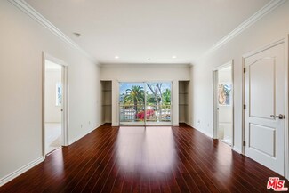3328 Oakhurst Ave Unit 206, Los Angeles, CA 90034