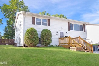 605 12th St NW, Mandan, ND 58554