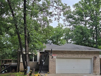 4124 Tara Lake Dr, Fulton, MO 65251