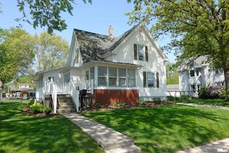 796 Maple Ave, Galesburg, IL 61401