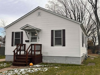 470 West Ave, Mauston, WI 53948