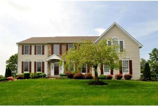 5249 Windtree Dr, Doylestown, PA 18902