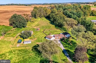 3848 Sams Creek Rd, New Windsor, MD 21776