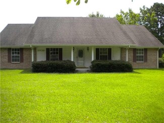 3939 Saturn St, Sulphur, LA 70665