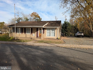 25 Beech St, North East, MD 21901