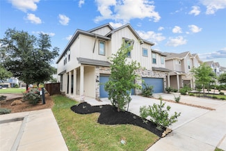 4050 Champlain Way, Rosharon, TX 77583